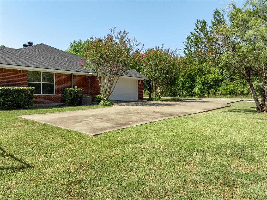 12187 Rolling Oaks Drive Property Photo 15