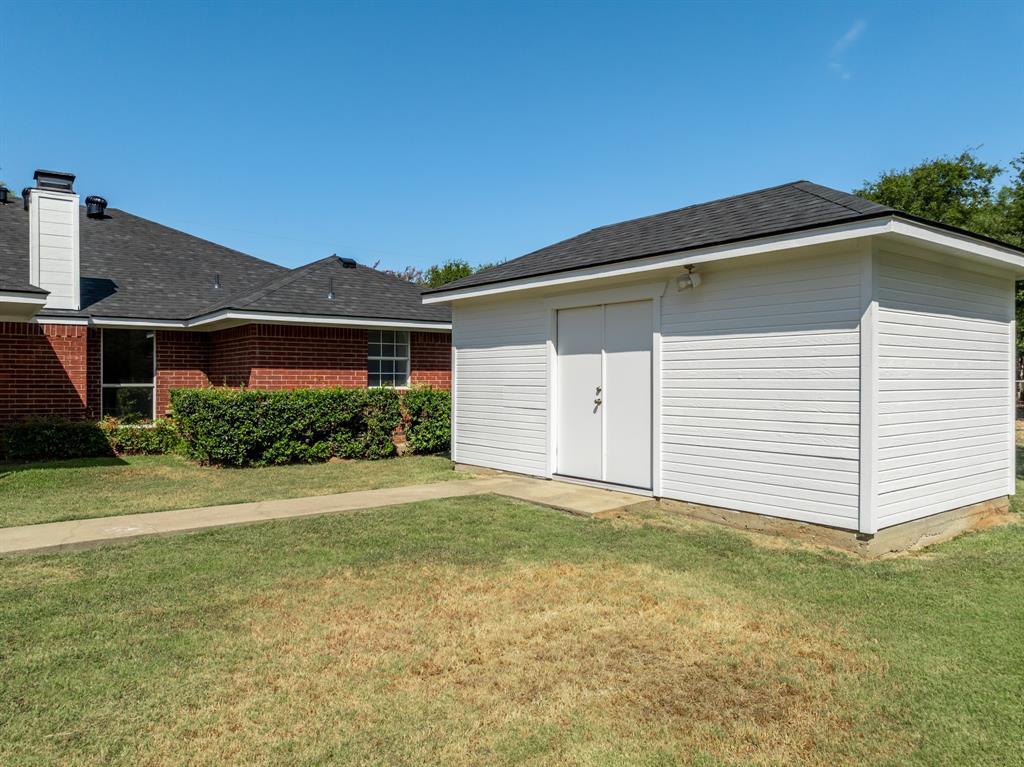 12187 Rolling Oaks Drive Property Photo 36