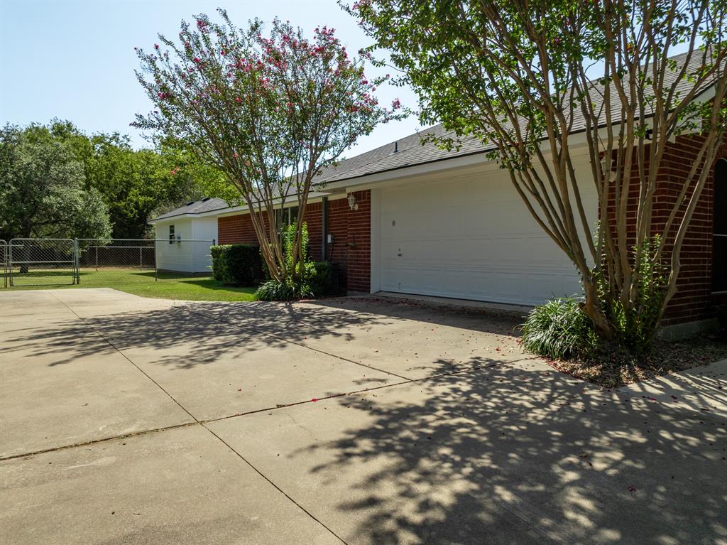 12187 Rolling Oaks Drive Property Photo 39