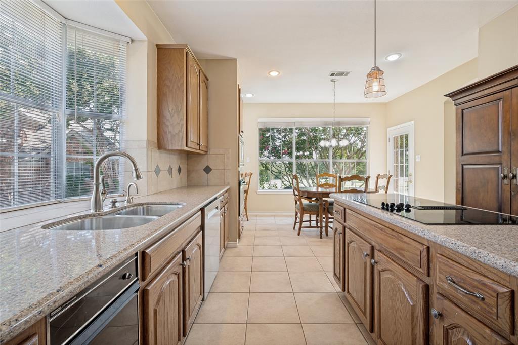 2808 Roundrock Property Photo 10