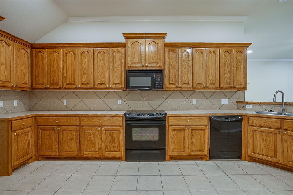 119 Crestway Drive 22 Property Photo 9