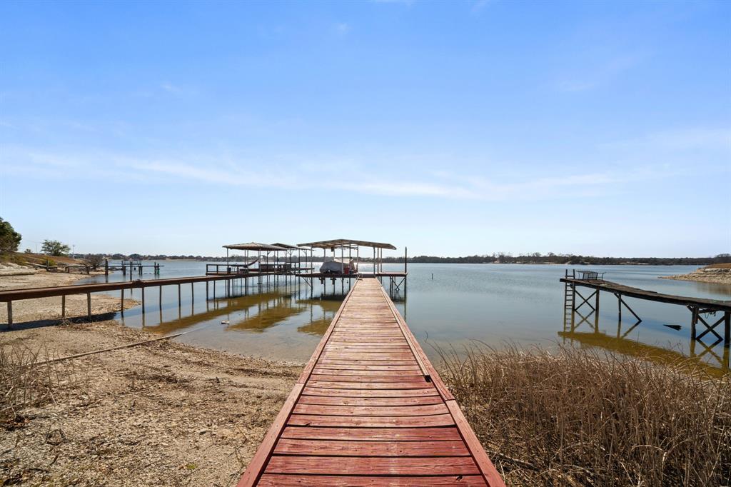 155 Lakeshore Drive Property Photo 7