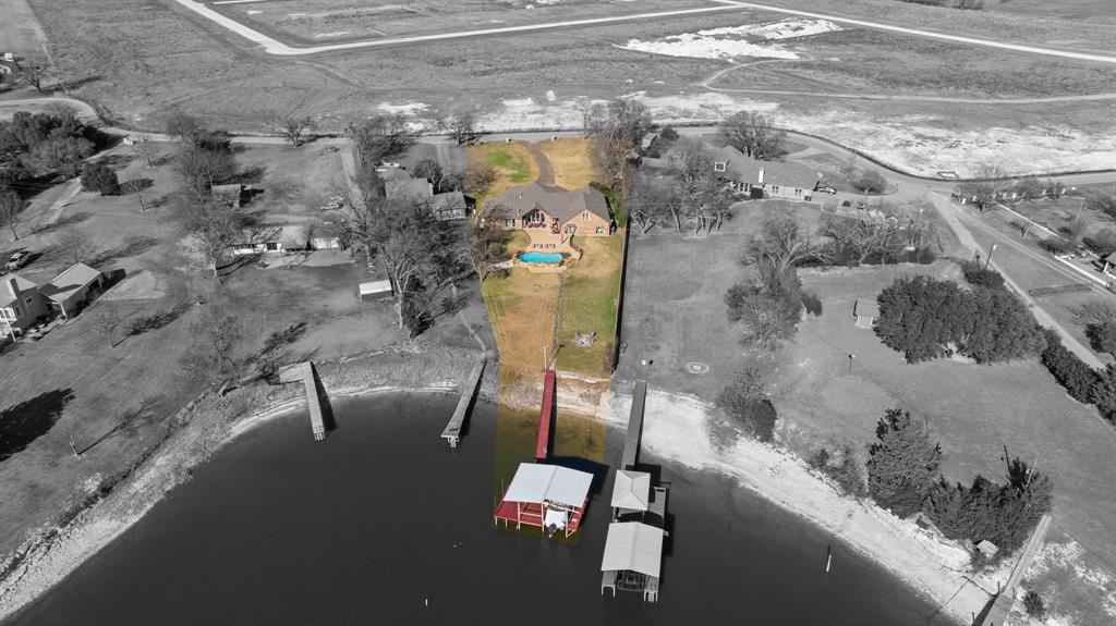 155 Lakeshore Drive Property Photo 9