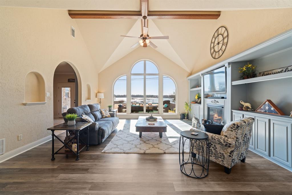 155 Lakeshore Drive Property Photo 12
