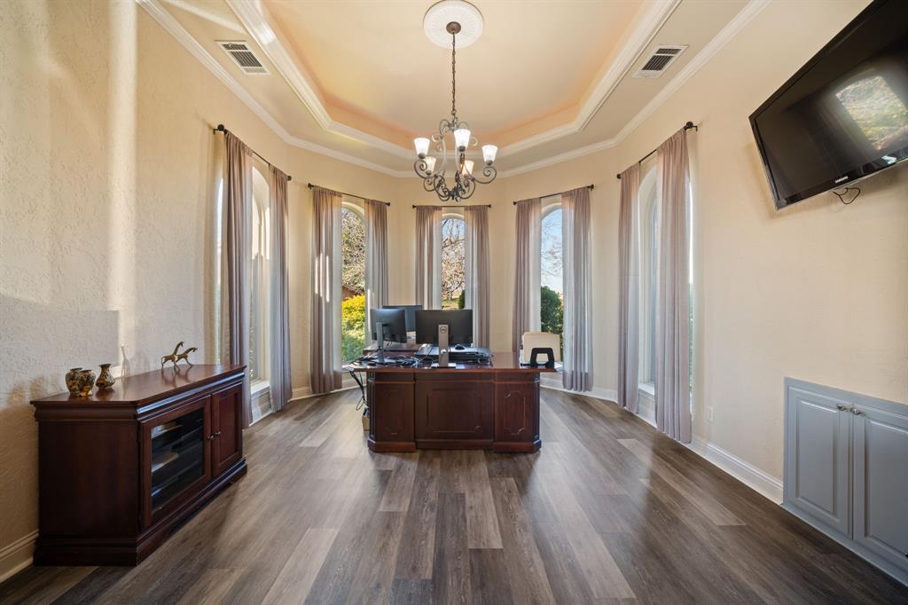 155 Lakeshore Drive Property Photo 17