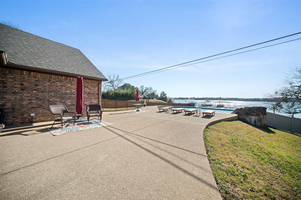 155 Lakeshore Drive Property Photo 36