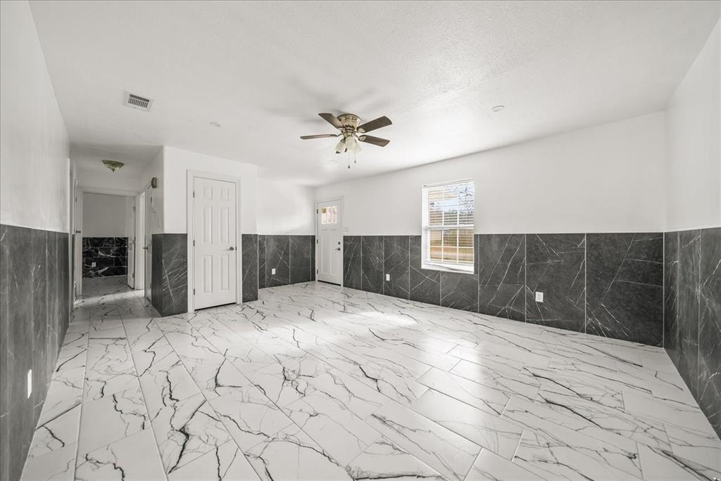 5507 Alexander Street Property Photo 9