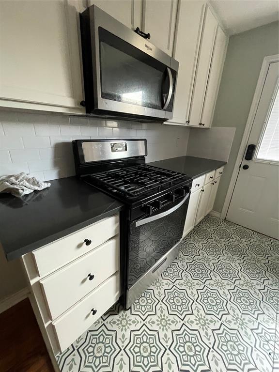 2517 Amelia Property Photo 6