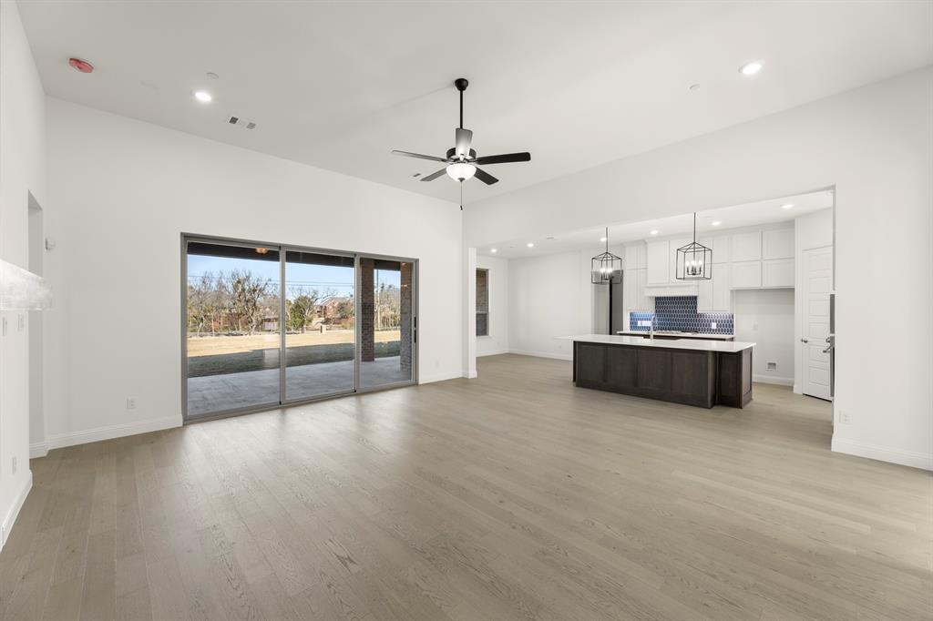473 Flor Drive Property Photo 15