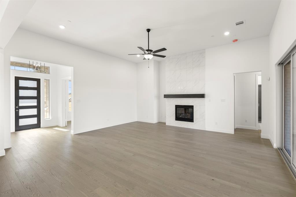 473 Flor Drive Property Photo 16