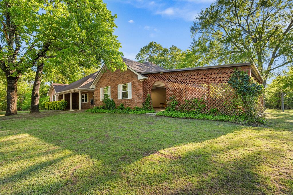 7275 Leavenworth Trail Property Photo 1