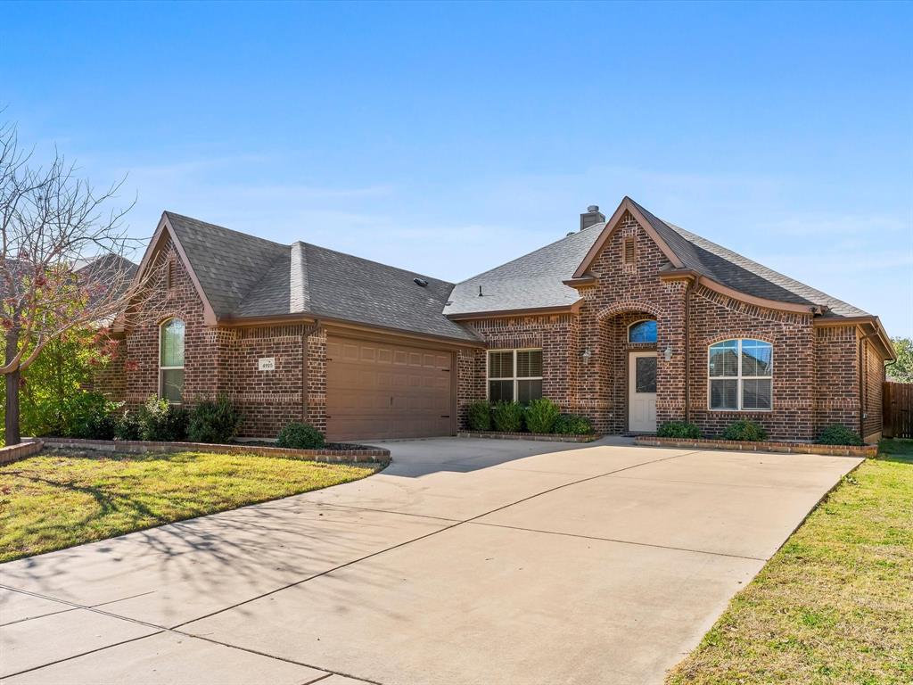 4925 Breezewind Lane Property Photo 1
