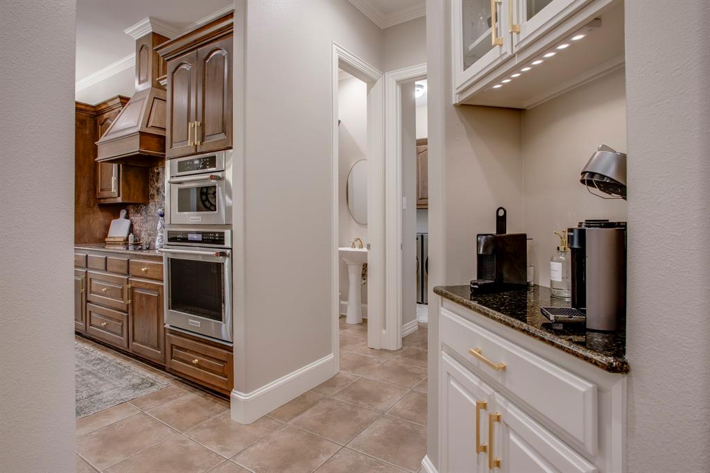 416 Stone Canyon Drive Property Photo 5