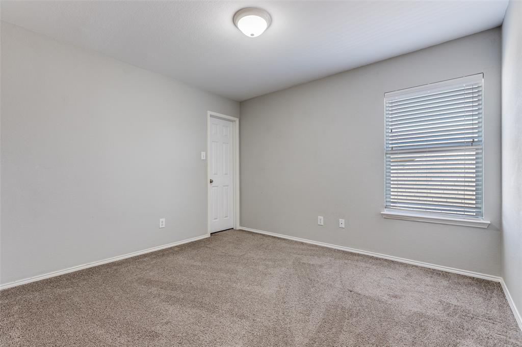 1018 Spanish Moss Drive Property Photo 14