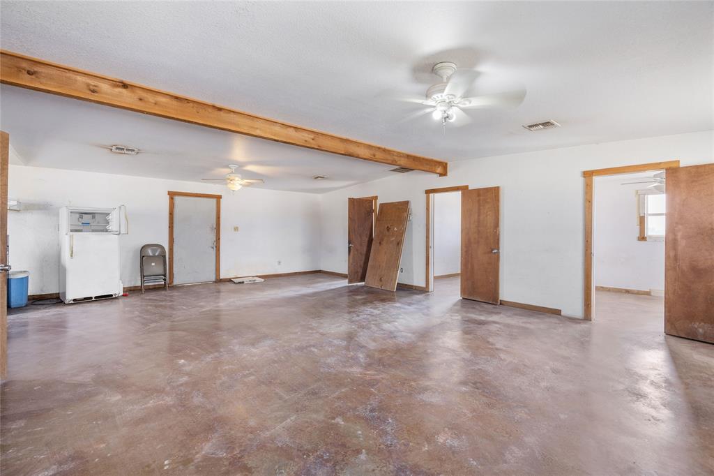 545 N Hwy 83 Property Photo 22