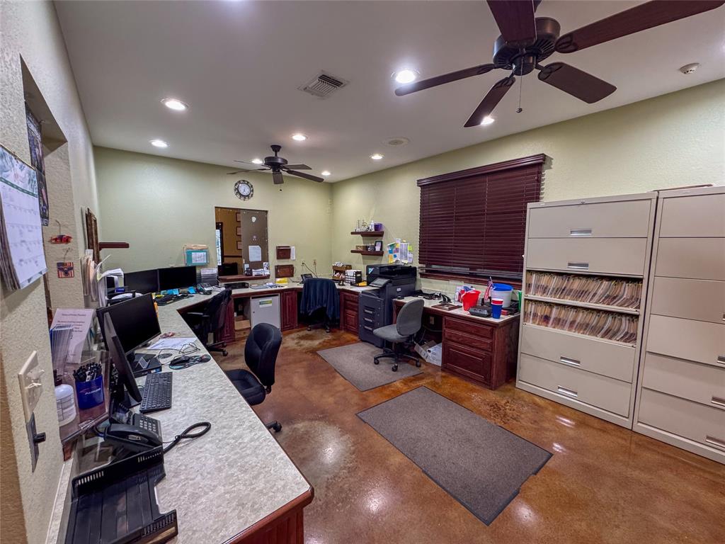 1700 Gallagher Drive Property Photo 13