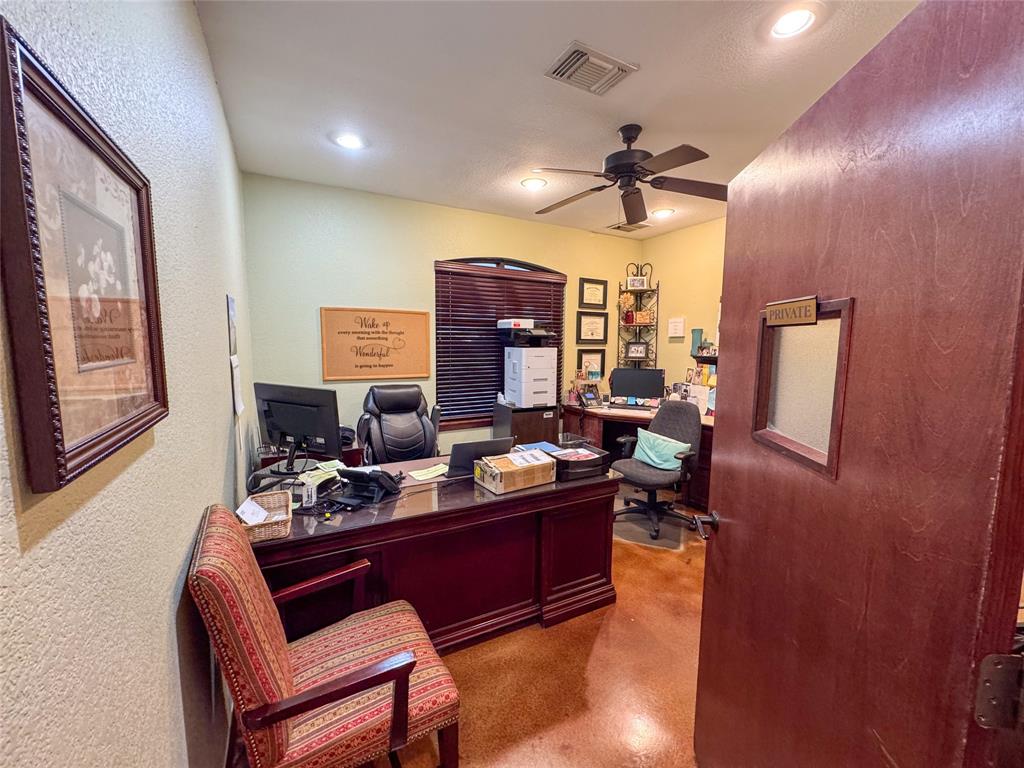1700 Gallagher Drive Property Photo 15
