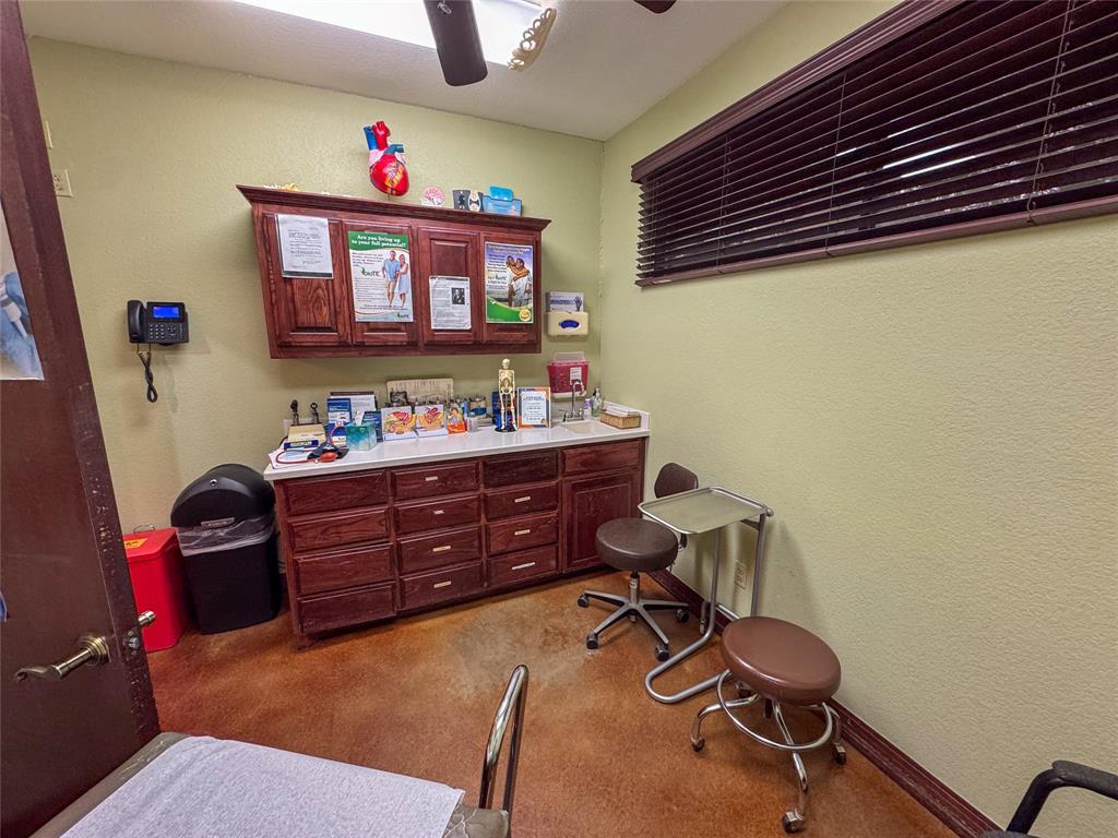 1700 Gallagher Drive Property Photo 17