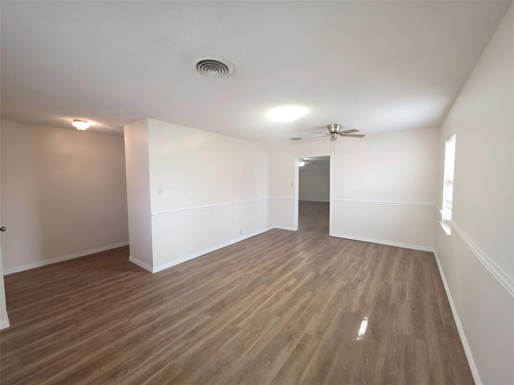 600 Plano Street Property Photo 15