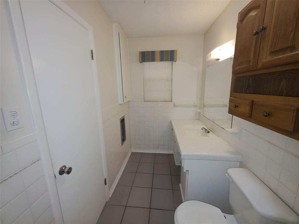 600 Plano Street Property Photo 23