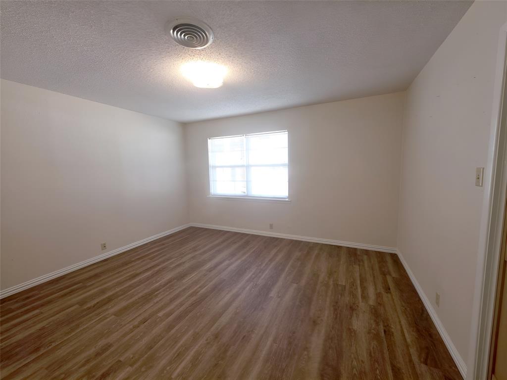 600 Plano Street Property Photo 24