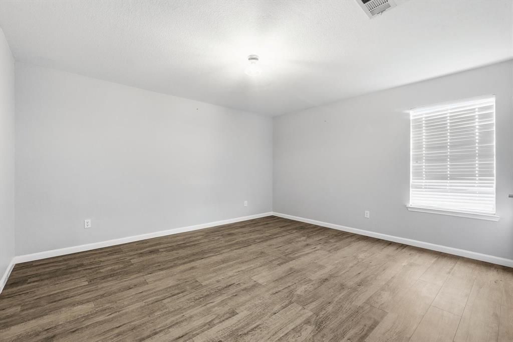 10733 Kittering Trail Property Photo 35