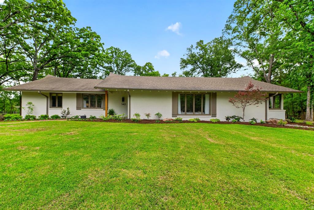142 Cedar Lane Property Photo 3