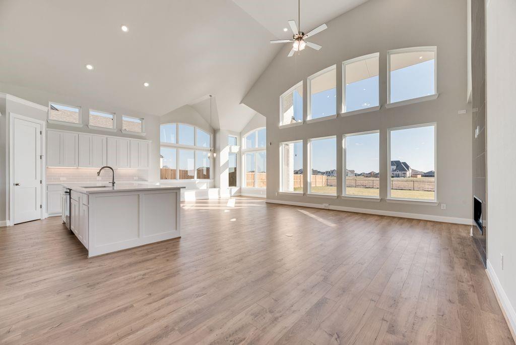 510 Kings Canyon Court Property Photo 7