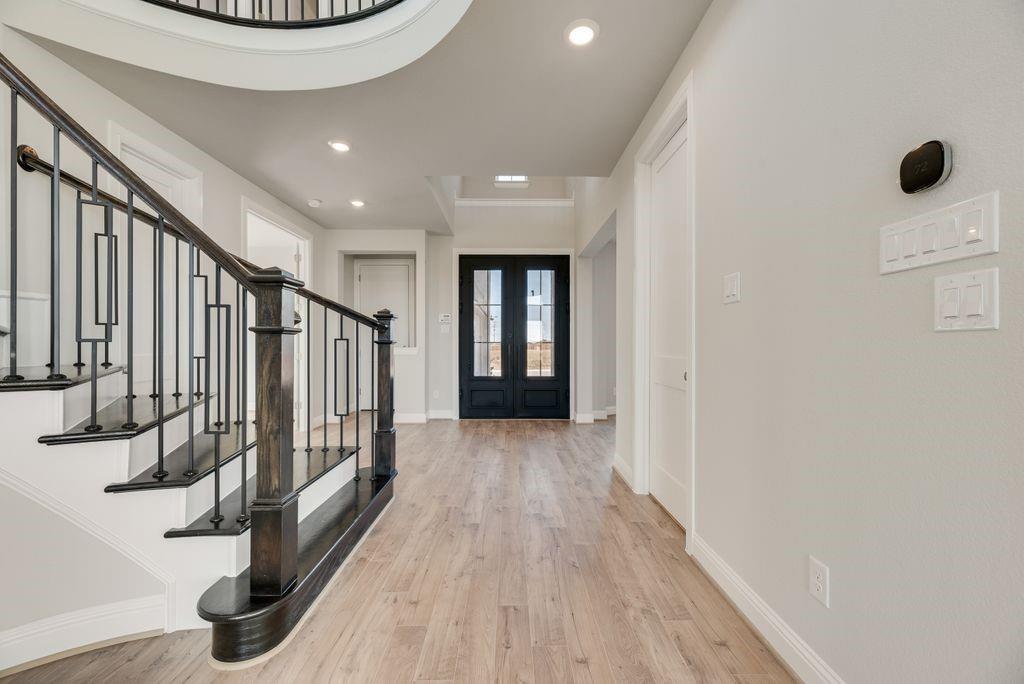 510 Kings Canyon Court Property Photo 8