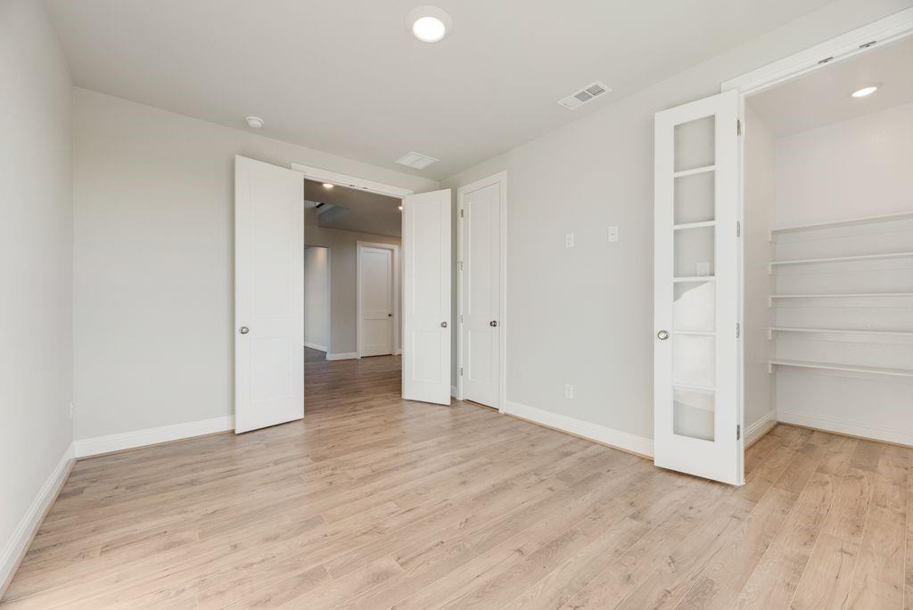 510 Kings Canyon Court Property Photo 18