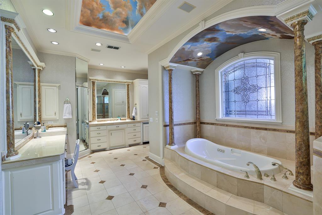 6805 Laurel Valley Drive Property Photo 17
