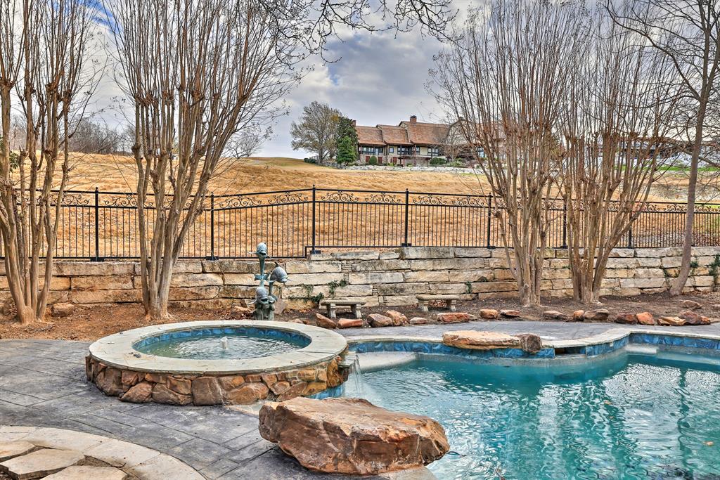 6805 Laurel Valley Drive Property Photo 33