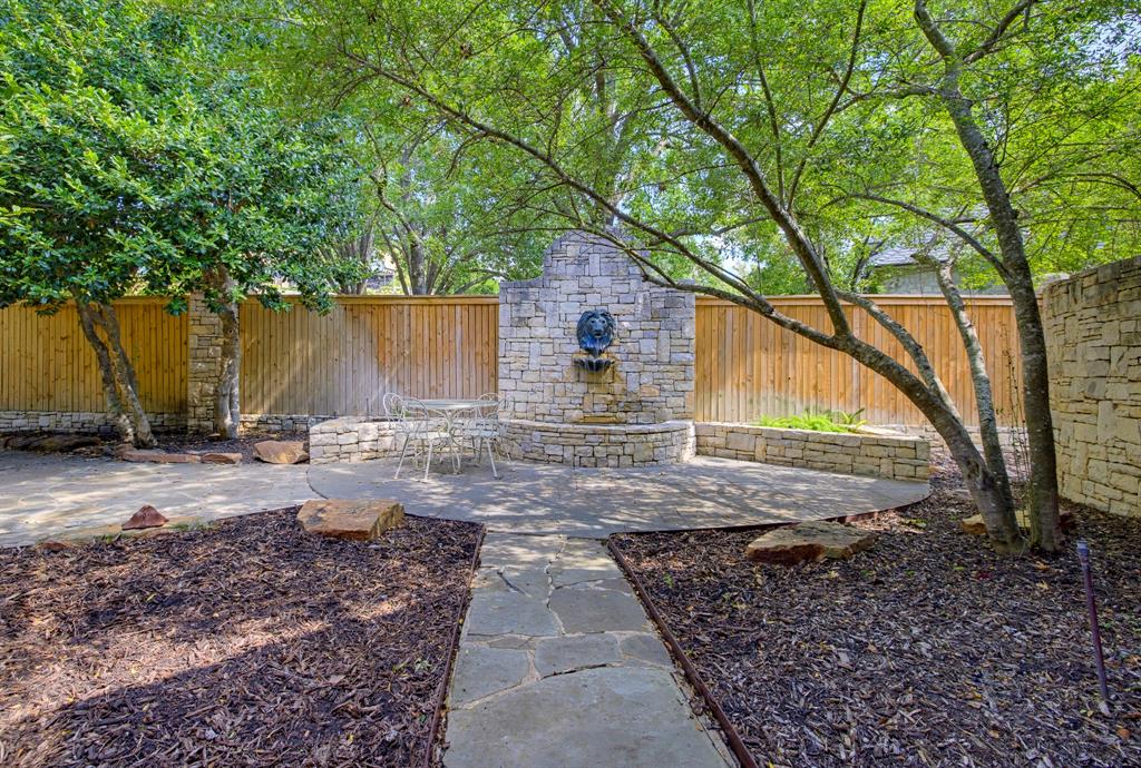 6805 Laurel Valley Drive Property Photo 37