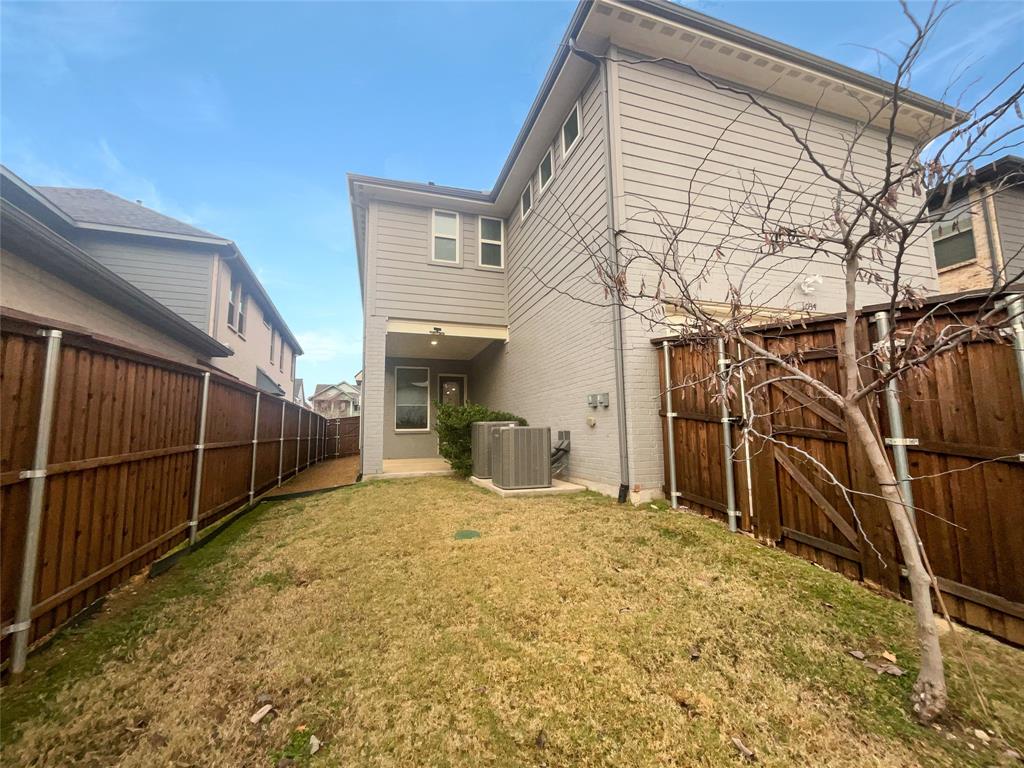 1034 Kennedy Drive Property Photo 5