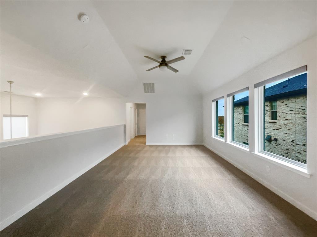 1034 Kennedy Drive Property Photo 11