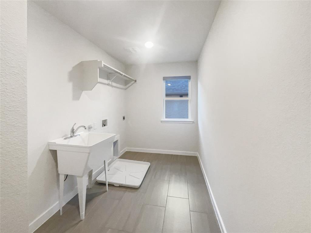 1034 Kennedy Drive Property Photo 15