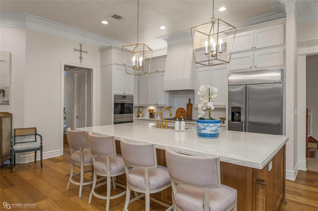 200 Evangeline Walk Property Photo 7