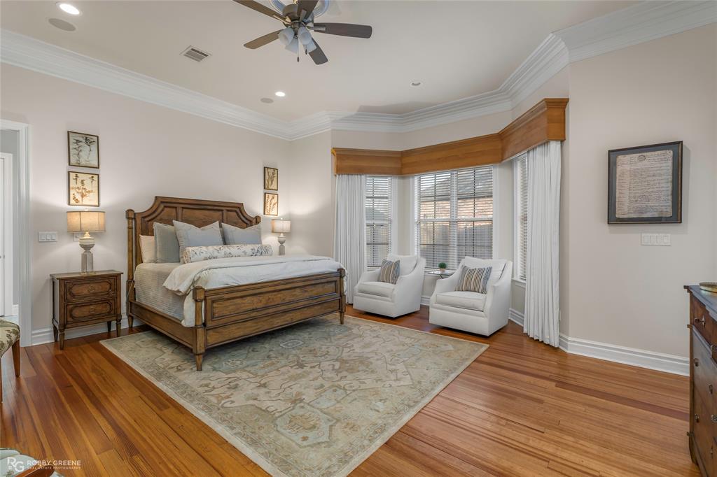200 Evangeline Walk Property Photo 14