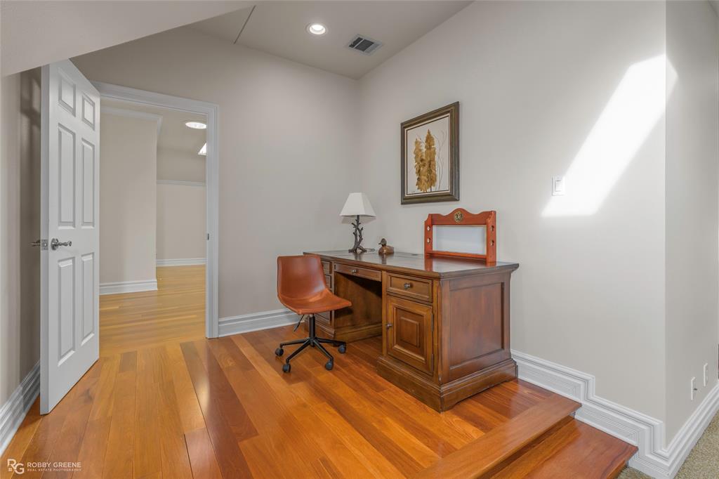 200 Evangeline Walk Property Photo 28