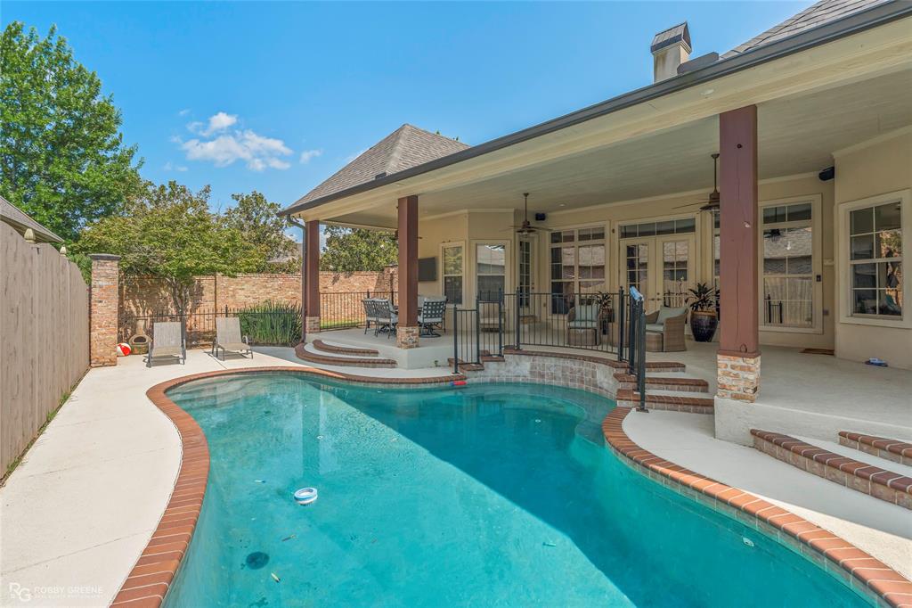200 Evangeline Walk Property Photo 38