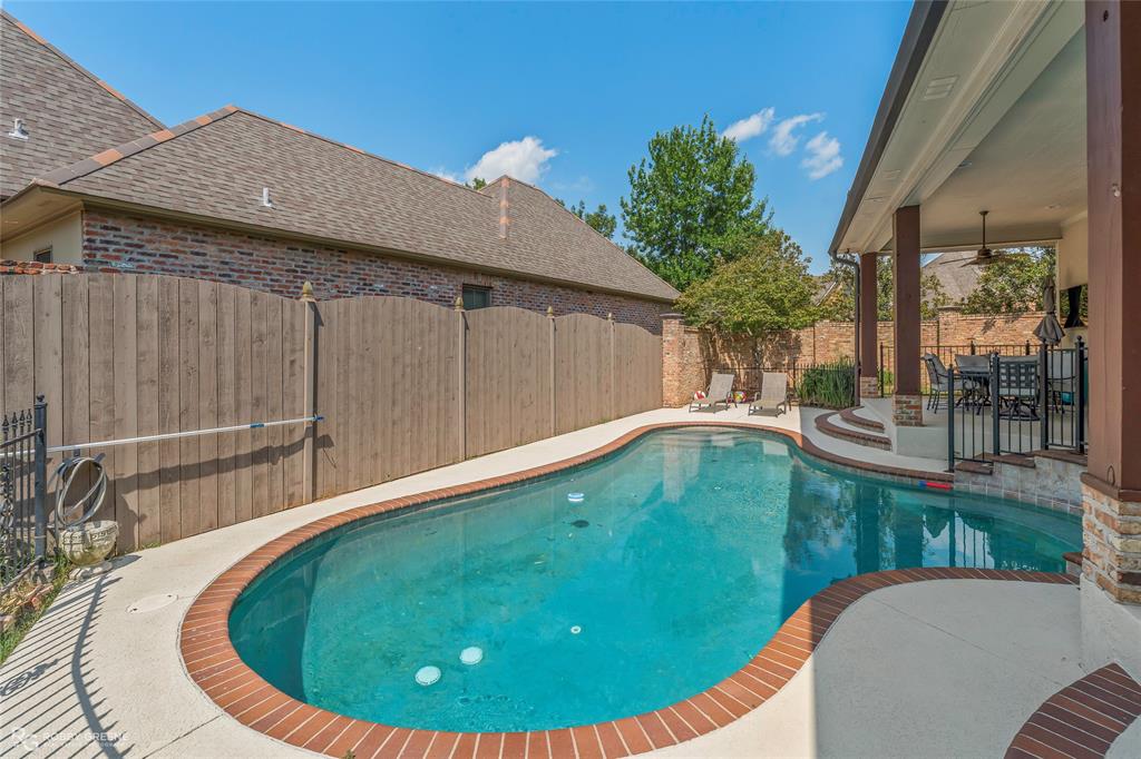 200 Evangeline Walk Property Photo 39