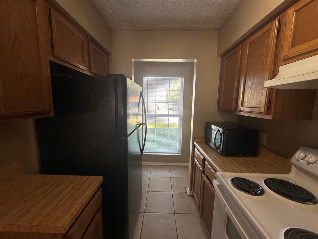 2174 Aspen Drive Property Photo 5