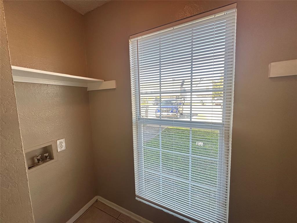 2174 Aspen Drive Property Photo 7