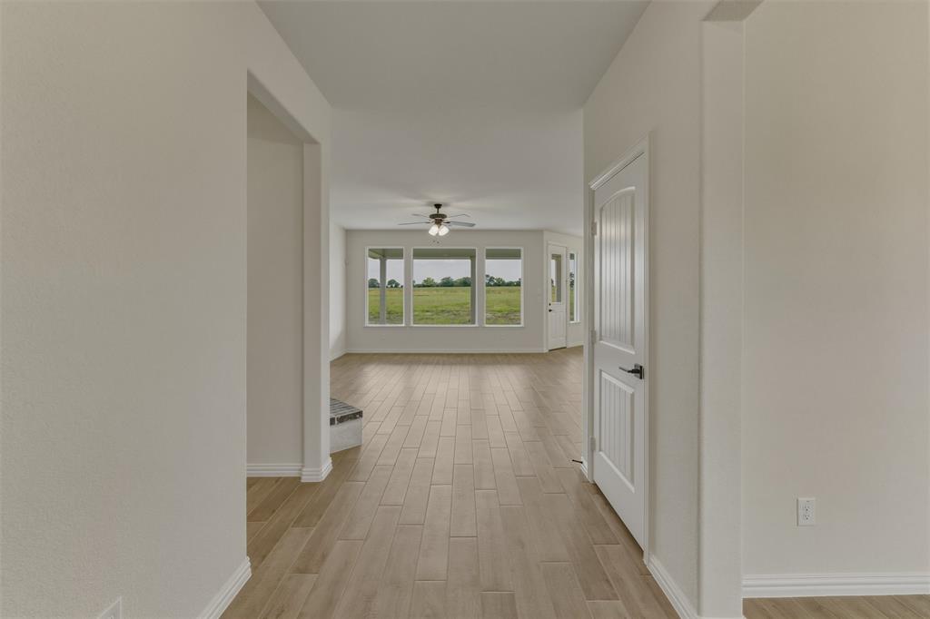 8813 County Road 623 Property Photo 5