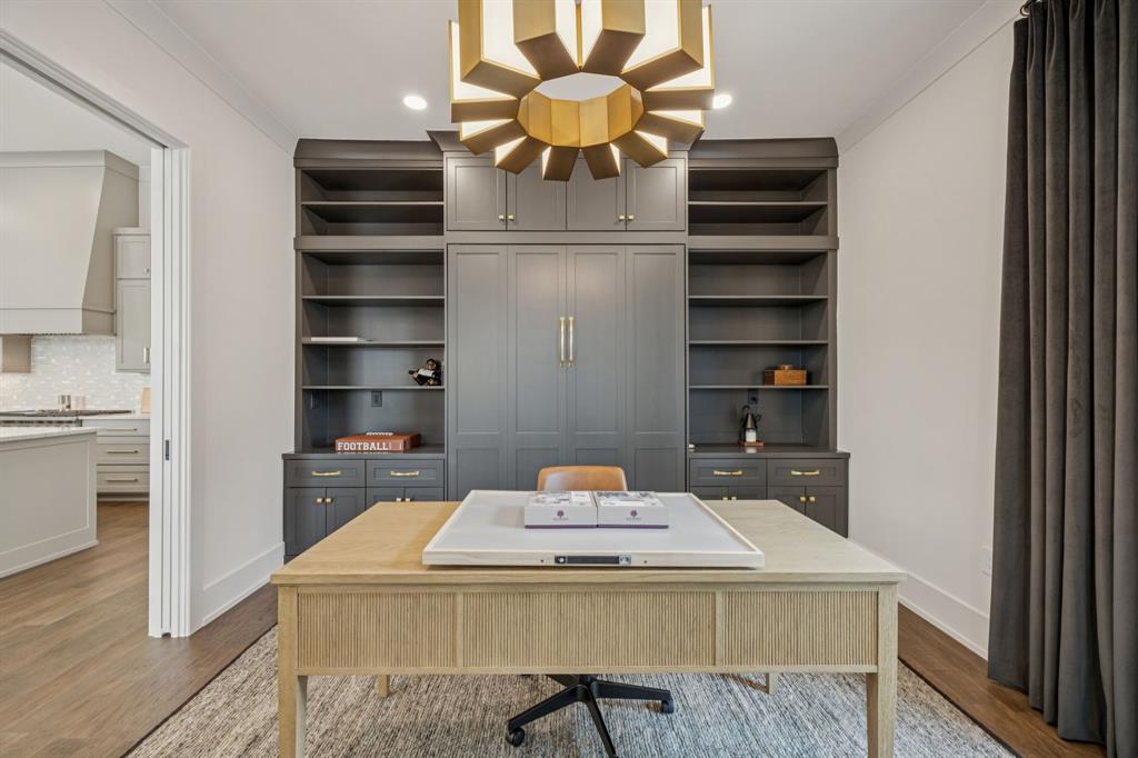 6801 Corporate Drive B16 Property Photo 13