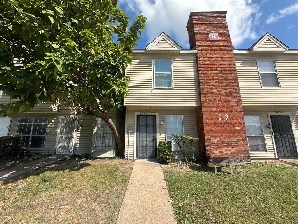 9447 Olde Towne Row Property Photo 1
