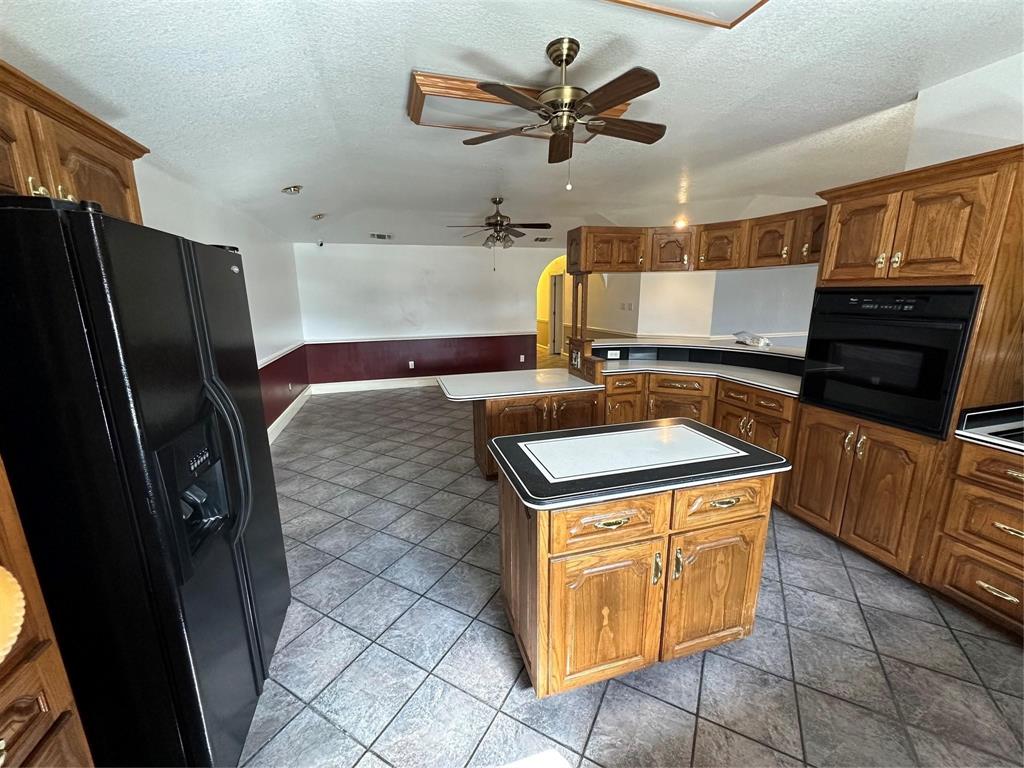 7401 Briar Road Property Photo 5