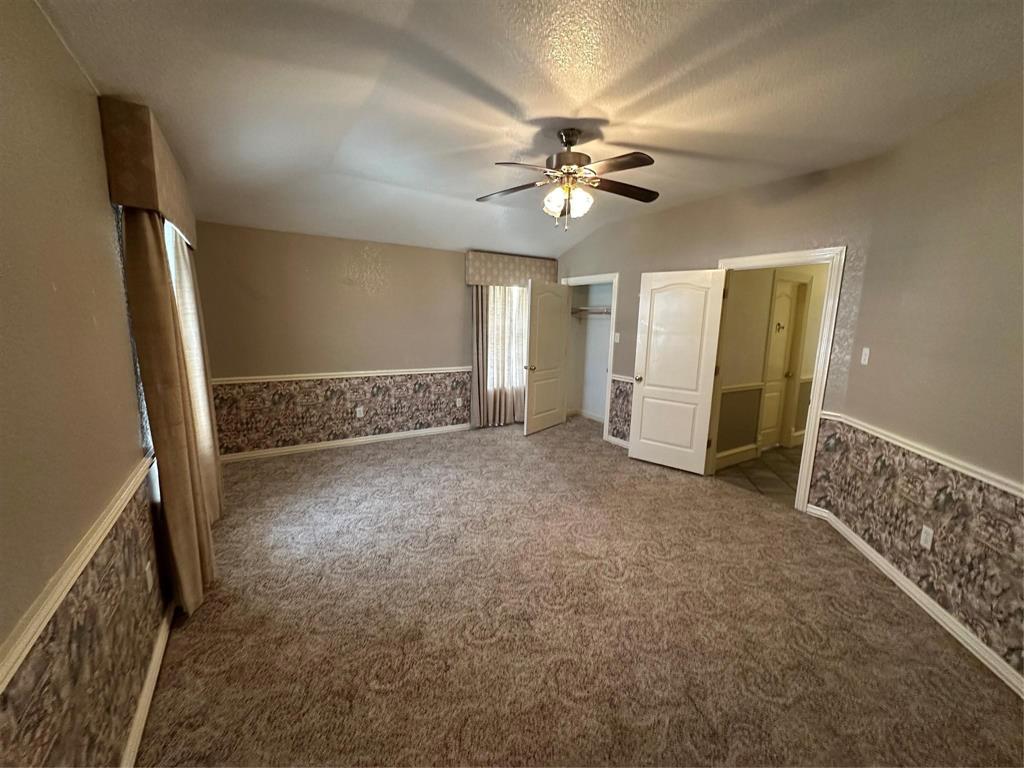 7401 Briar Road Property Photo 8