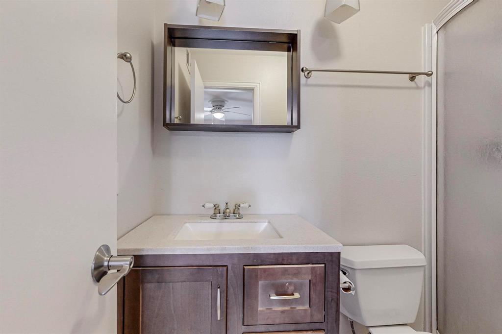 5220 Fleetwood Oaks Avenue 210 Property Photo 25