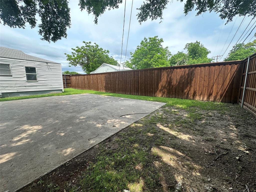 4702 W University Boulevard Property Photo 17
